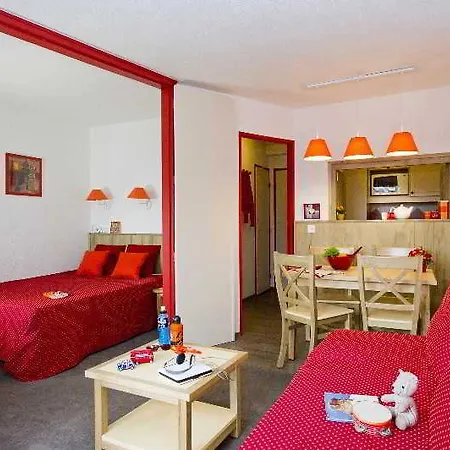 Résidence Pierre&vacances La Rivière 3*